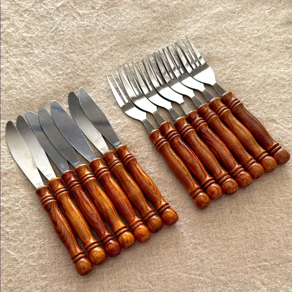 VTG | Wooden Handle Stainless Steel Flatware🍴